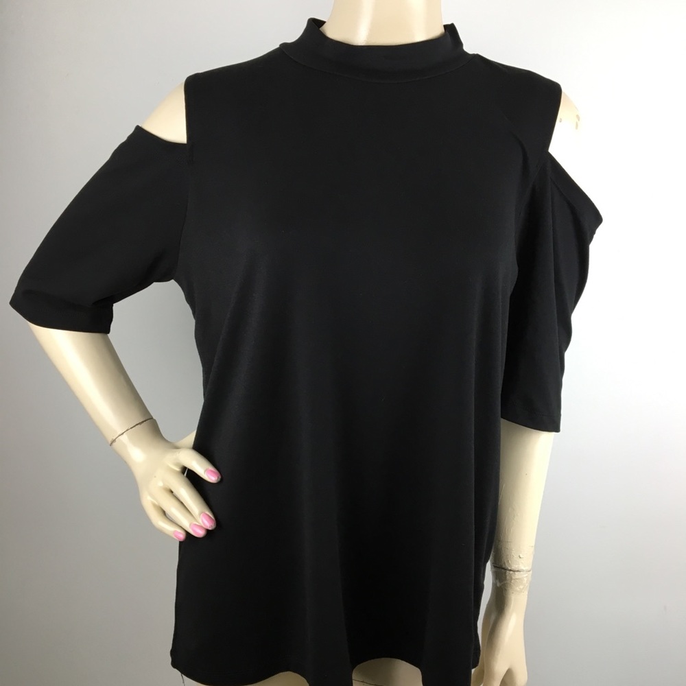 J for justify cold Shoulder turtle neck XL